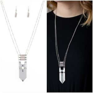 Fashion Jewerly - Necklace